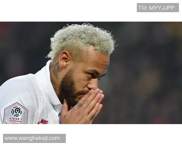 内马尔雕像揭幕足球明星的传奇瞬间与球迷的热情共鸣